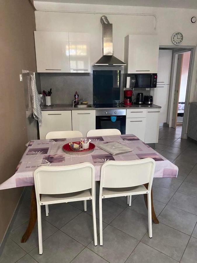 Ferienwohnung Les Palmiers Millau Exterior foto